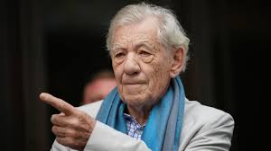 Sir. Ian McKellen cancel the Tour Due to Stage Fall Recovery